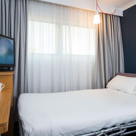 Holiday Inn Express Swansea East By Ihg Luaran gambar