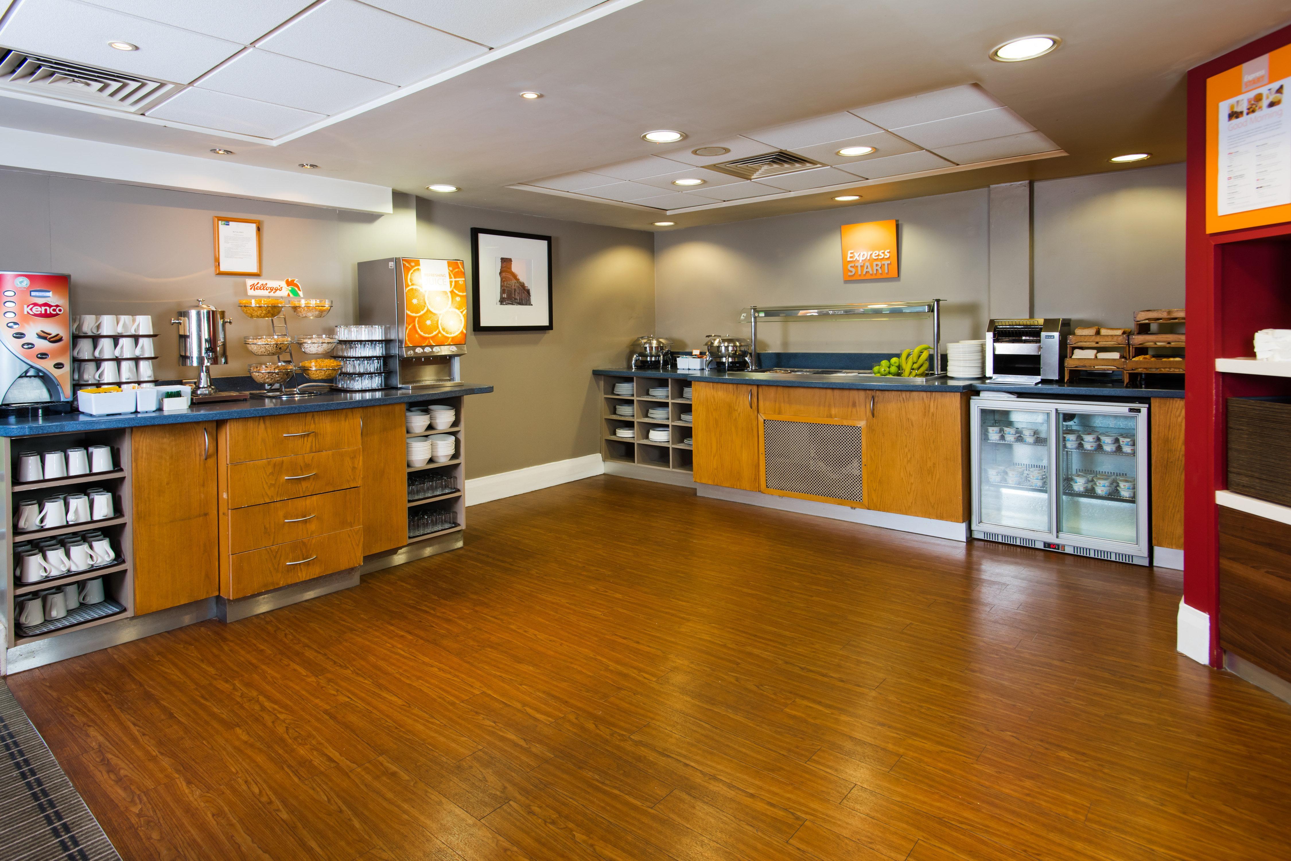 Holiday Inn Express Swansea East By Ihg Luaran gambar