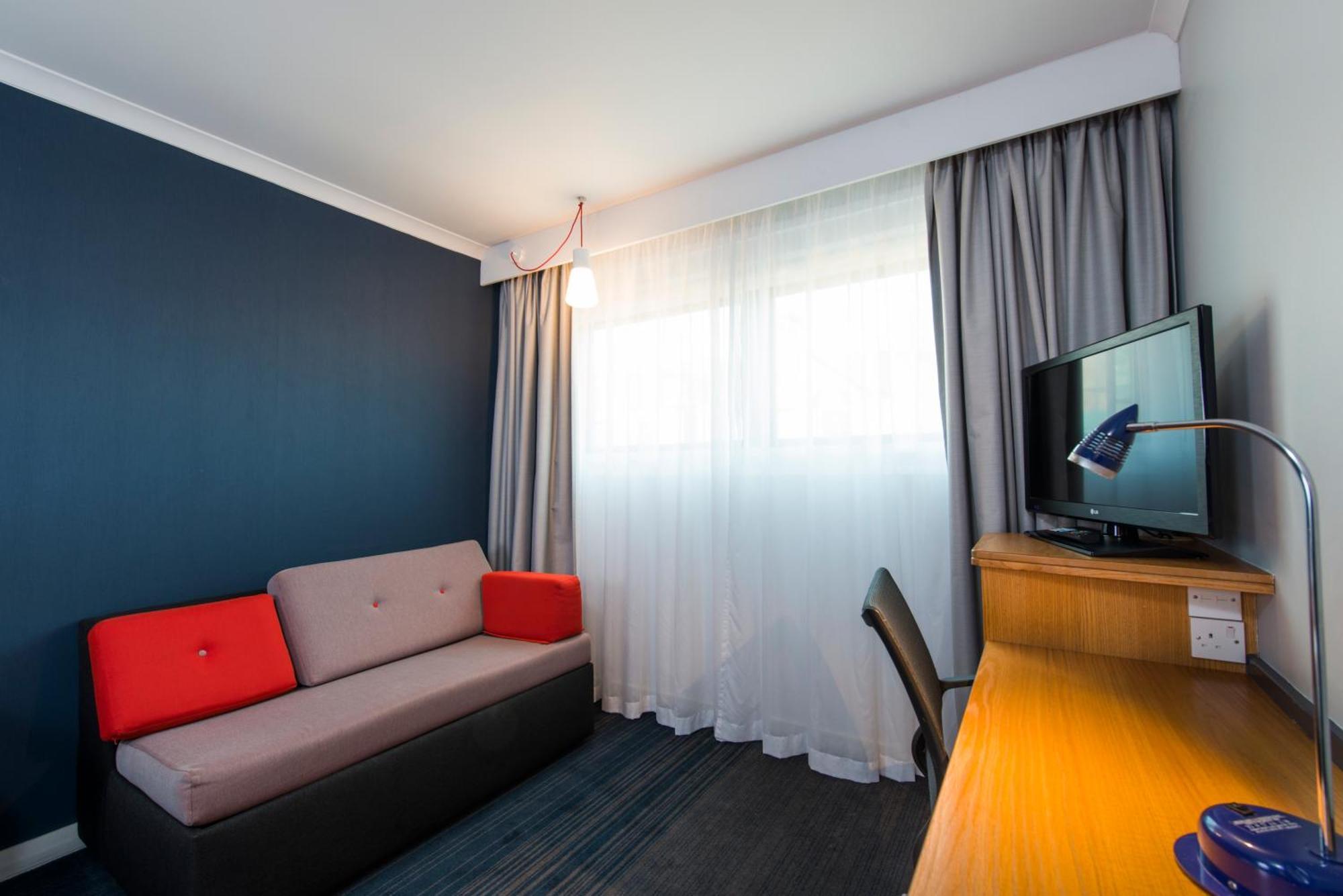 Holiday Inn Express Swansea East By Ihg Luaran gambar