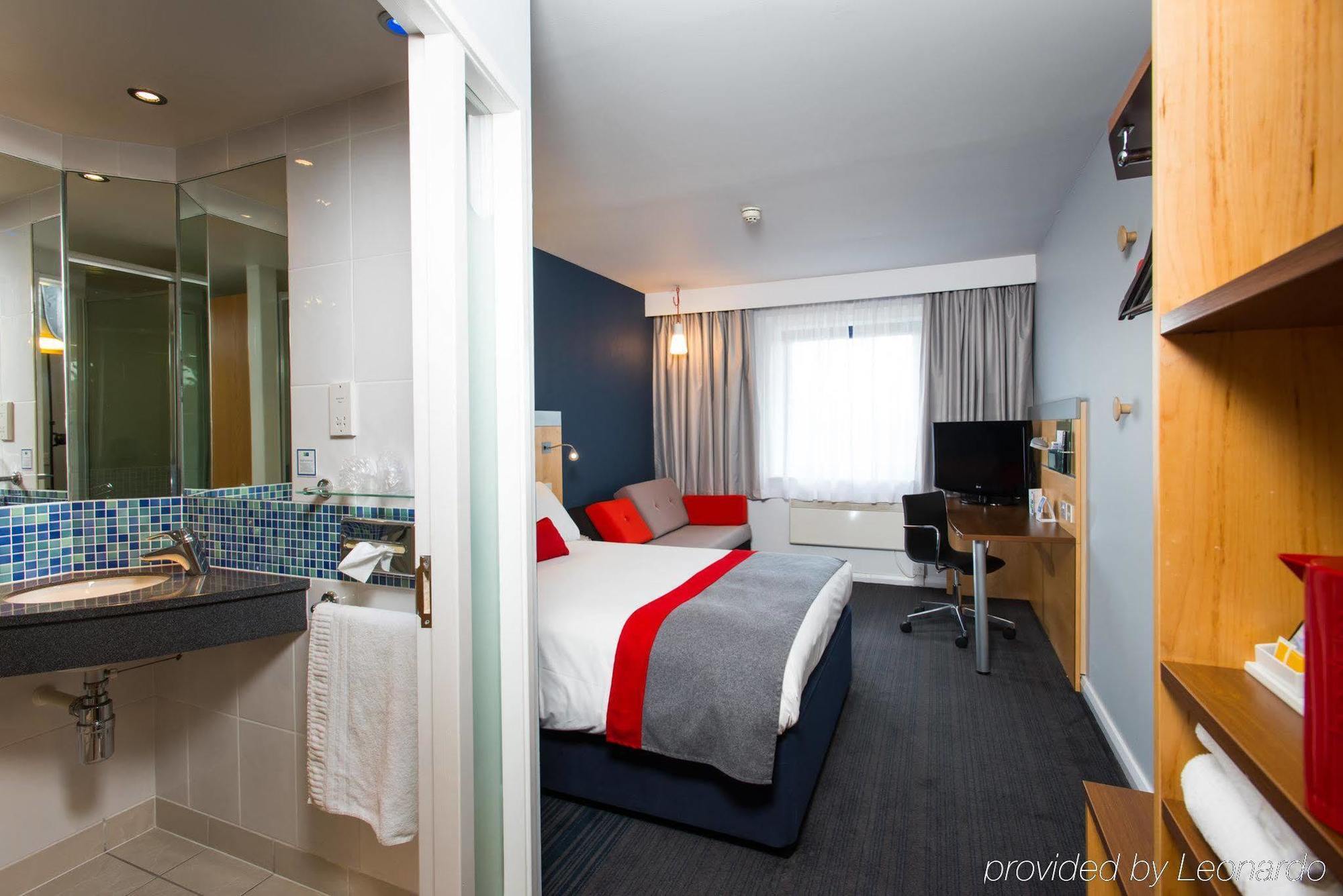 Holiday Inn Express Swansea East By Ihg Luaran gambar