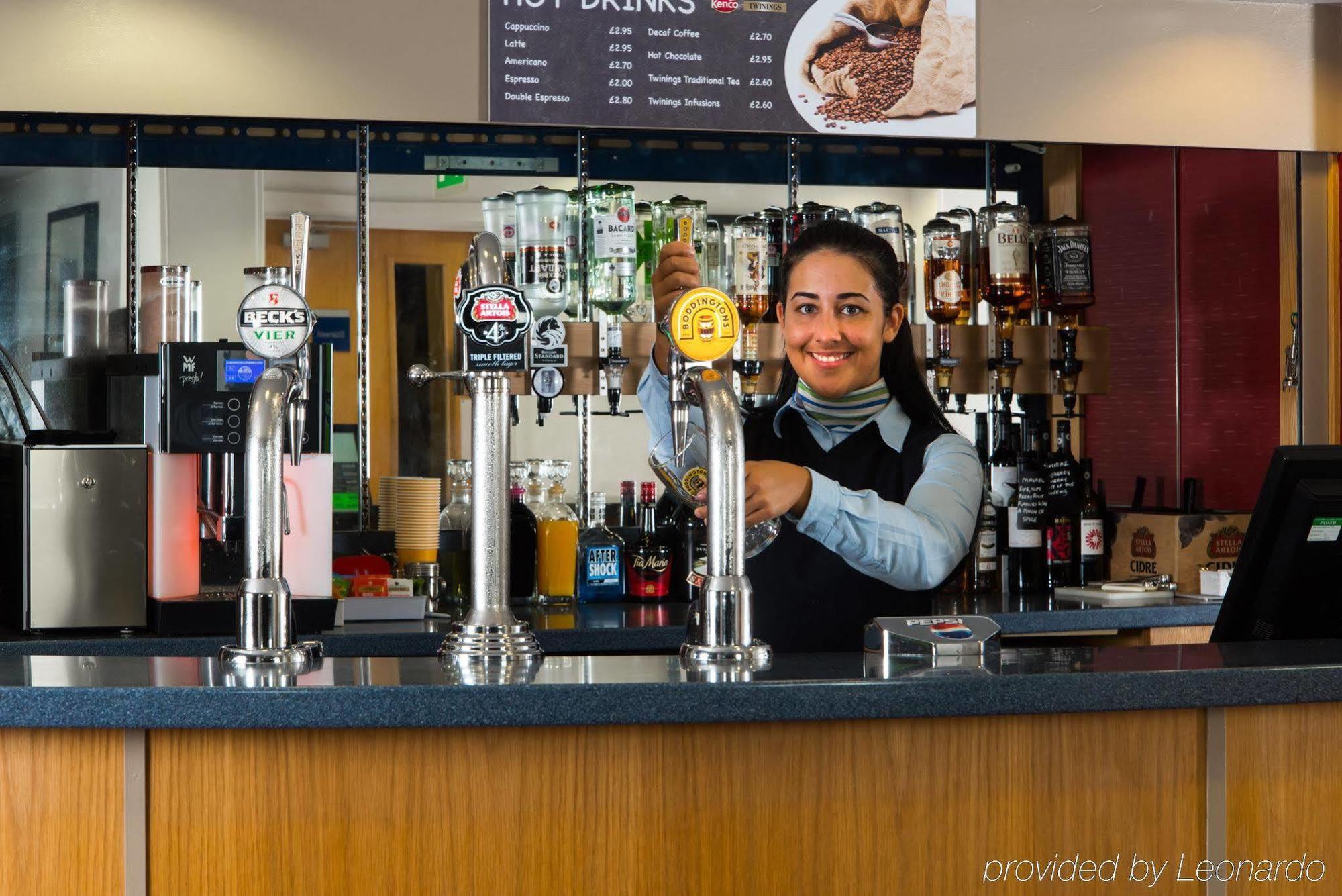 Holiday Inn Express Swansea East By Ihg Luaran gambar