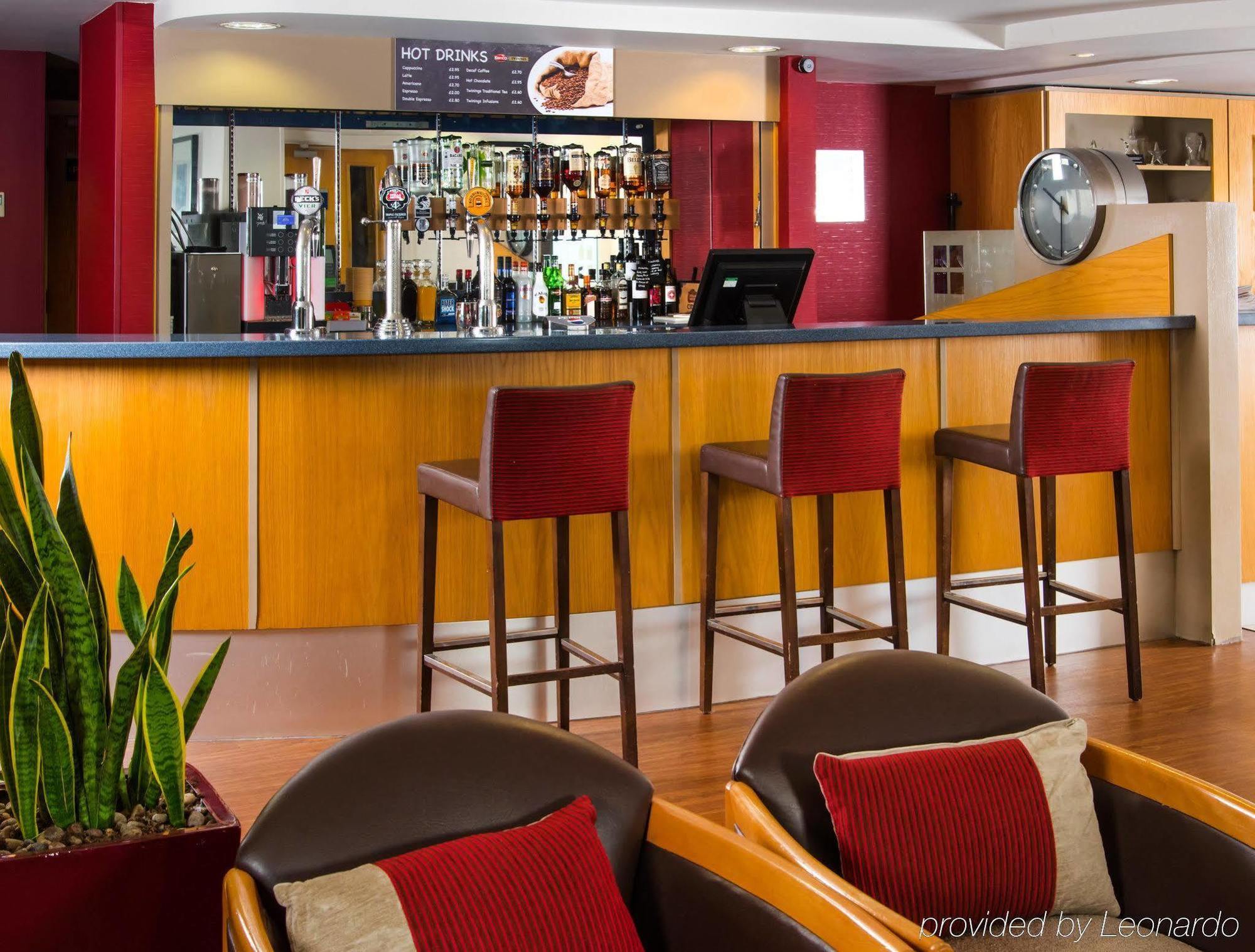 Holiday Inn Express Swansea East By Ihg Luaran gambar
