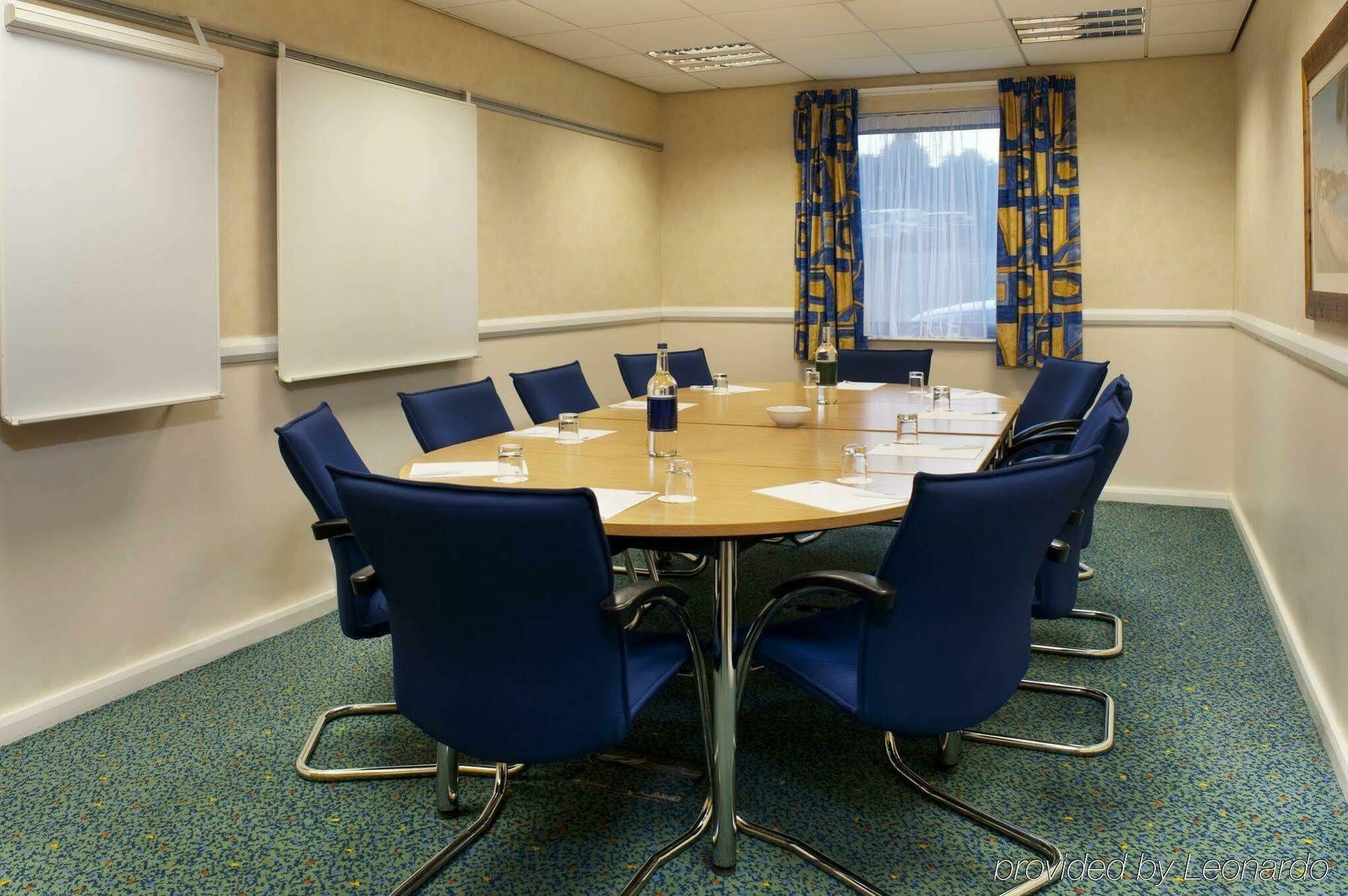 Holiday Inn Express Swansea East By Ihg Luaran gambar